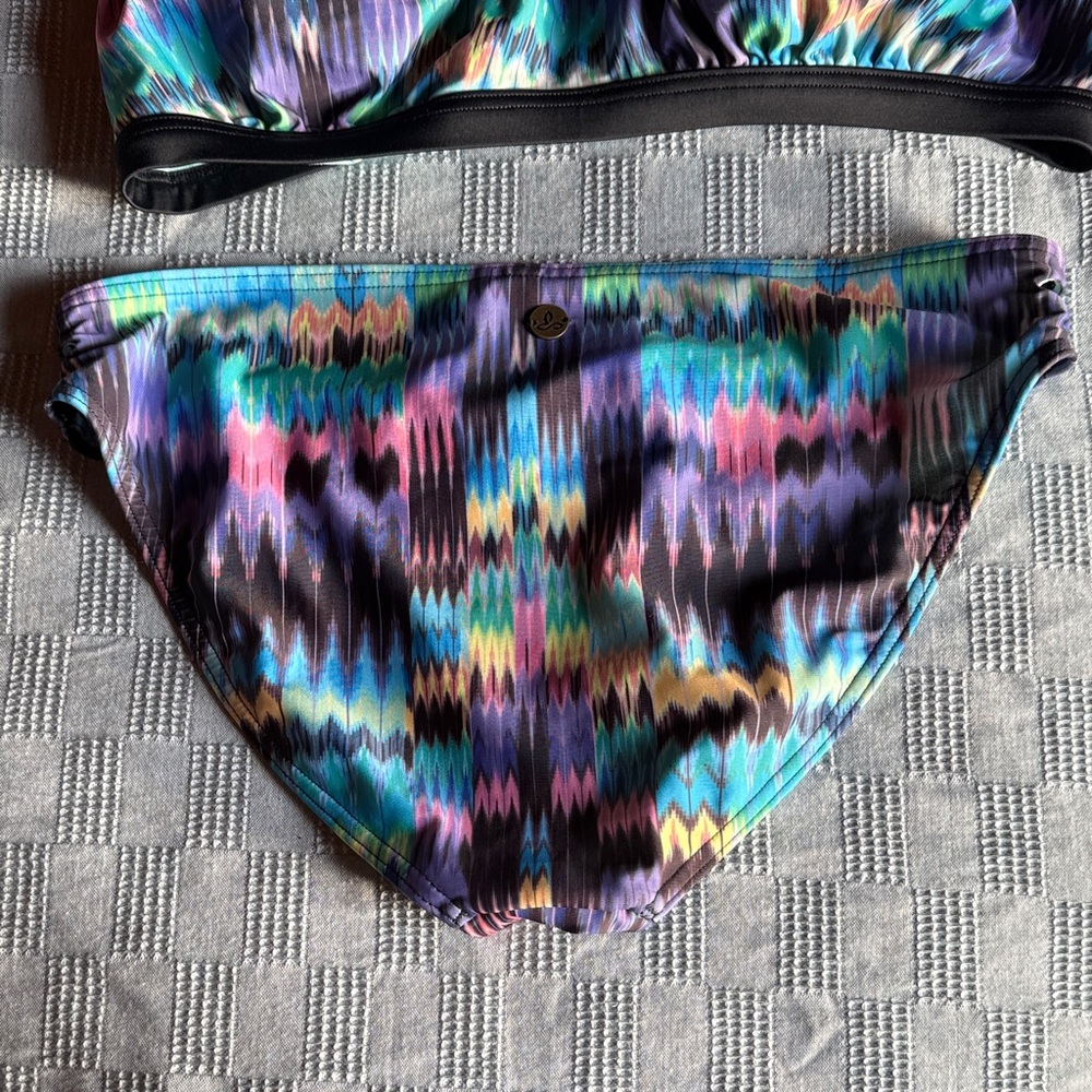Prana Vibrant Multicolor Bikini Set - Picture 4 of 7